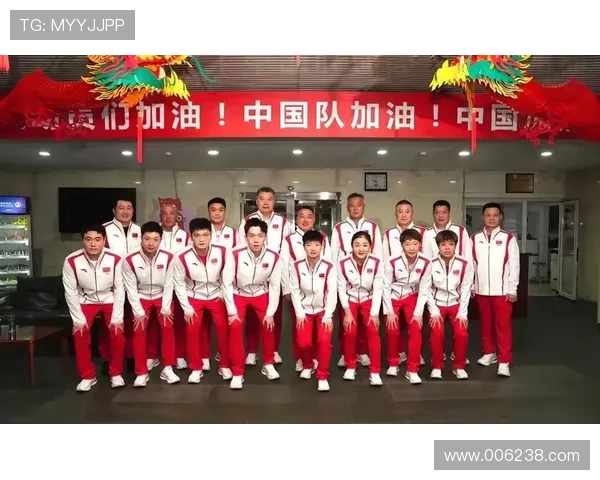 中国男篮全新阵容亮相，备战2024年巴黎奥运会，年轻球员逐渐成为主力核心