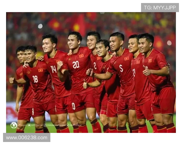 中国男足新帅上任首战告捷年轻阵容展现全新战术活力