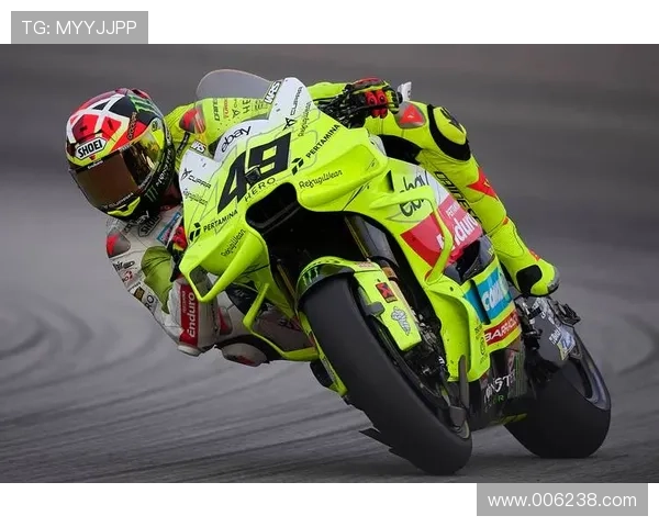 摩托大奖赛赛场风云再起巅峰对决引爆新赛季激战火热态势持续升温