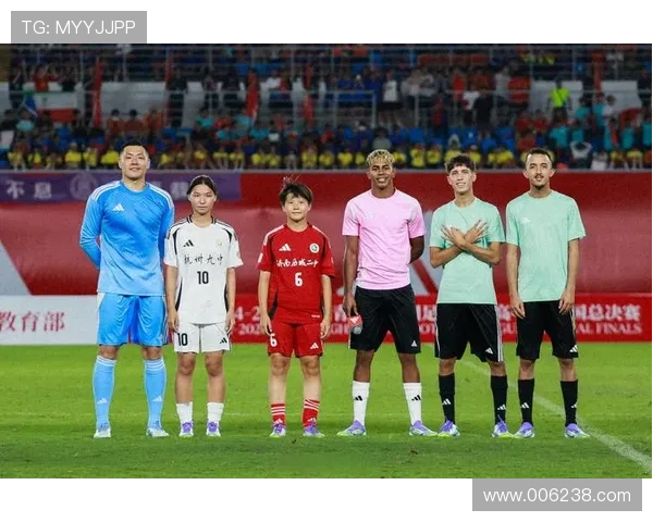 国家队逆转取胜联赛焦点战年轻球员闪耀赛场引热议拼搏精神凝聚希望